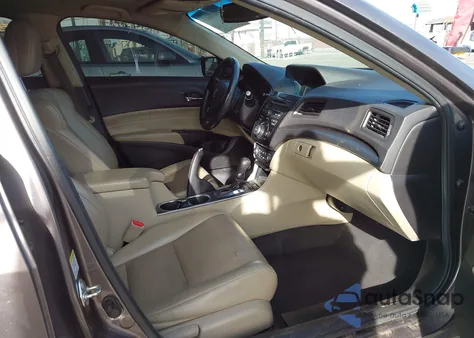 2014 Acura Ilx 2.0L z USA, uszkodzony, nr VIN 19VDE1F72EE013336